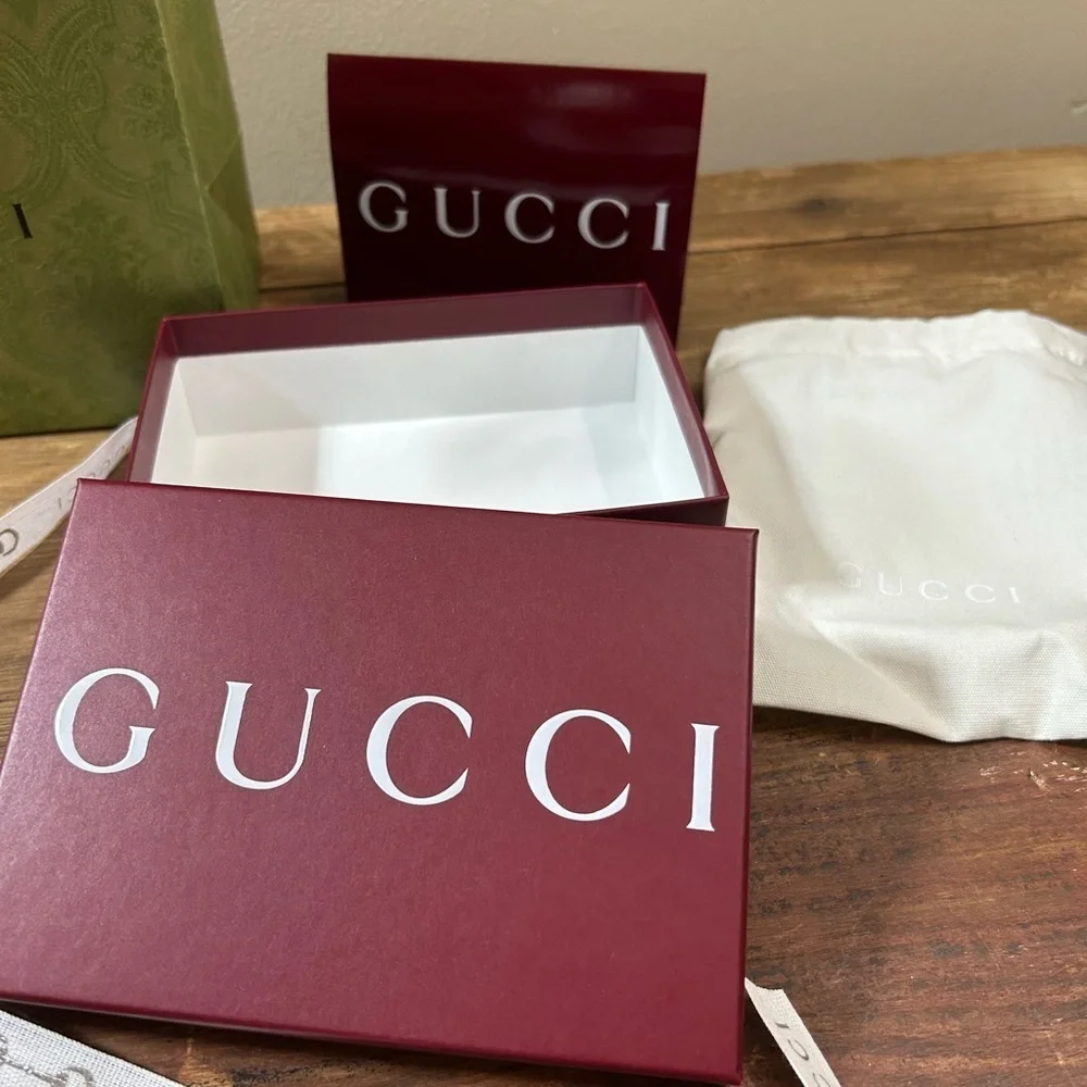 Gucci Green Bag with Red Box Set with branded ribbon, envelope and pouch!